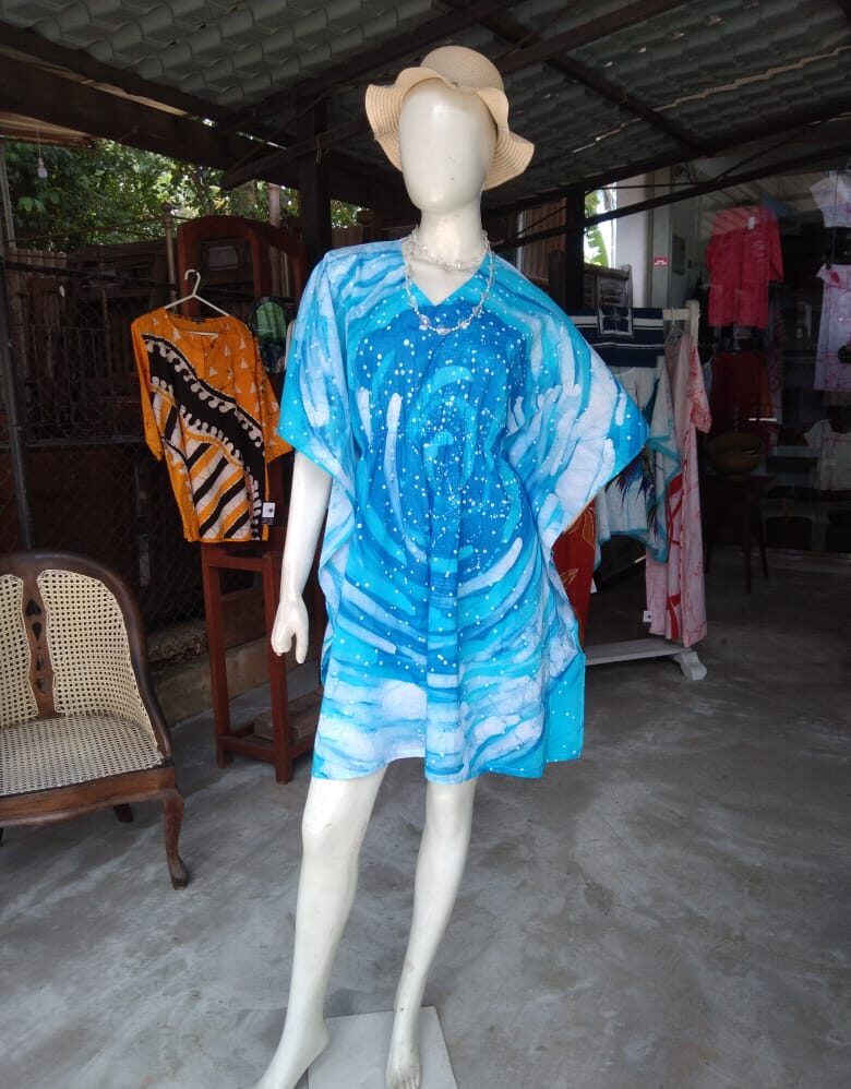 frocks women batiks - Image 7