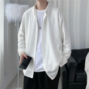 korean style men's fashionable, casual, niche, solid color, simple, loose and comfortable long sleeved shirt jacket for autumn.