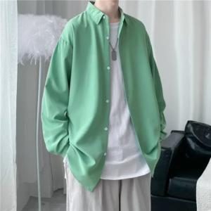 korean style men's fashionable, casual, niche, solid color, simple, loose and comfortable long sleeved shirt jacket for autumn.
